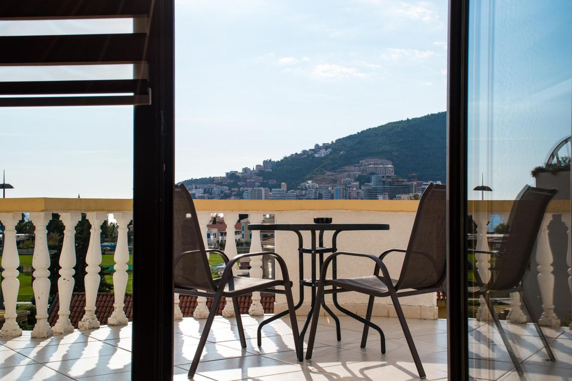 Villa Vojnic Budva Exterior foto